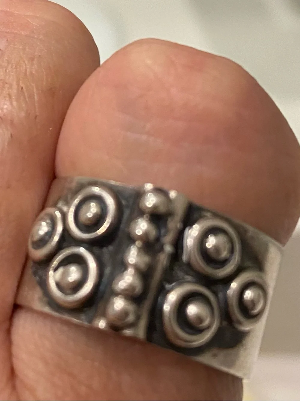 Sterling Silver Textured Circle Statement Ring - Silver